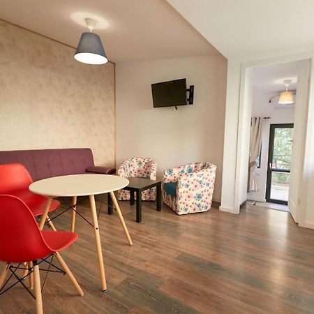 Stanford Aparthotel Bucureşti Ngoại thất bức ảnh
