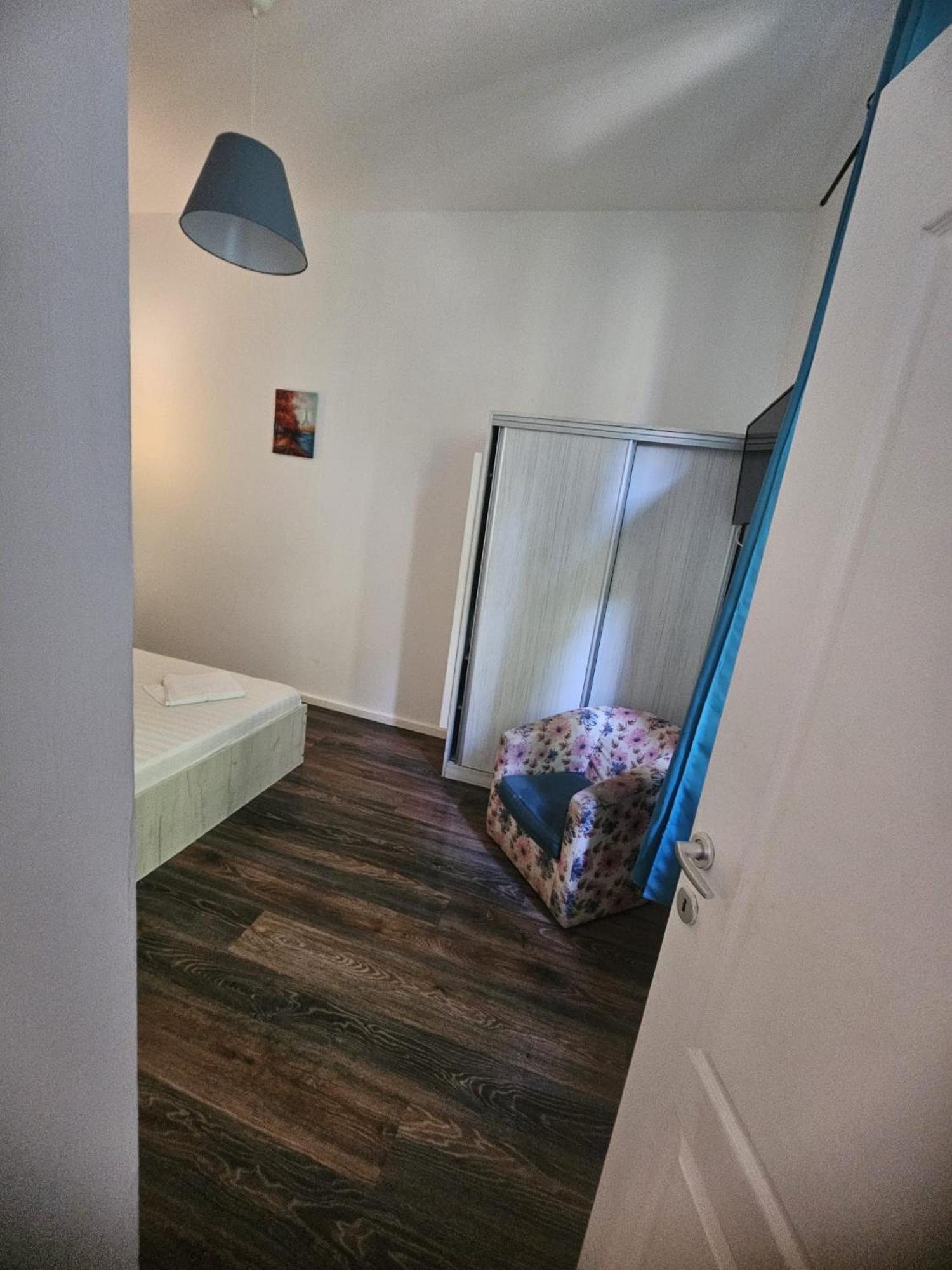 Stanford Aparthotel Bucureşti Ngoại thất bức ảnh