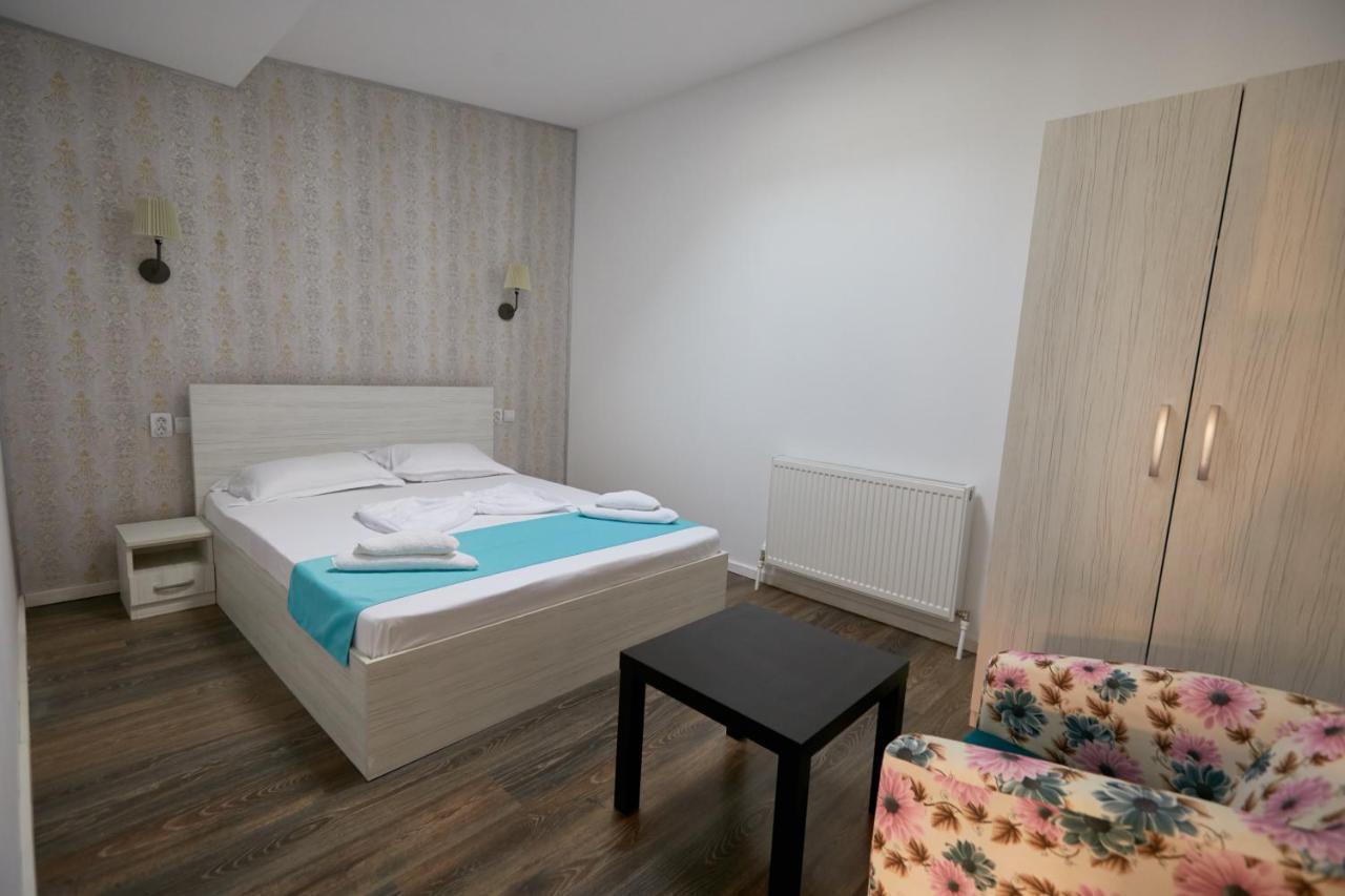 Stanford Aparthotel Bucureşti Ngoại thất bức ảnh