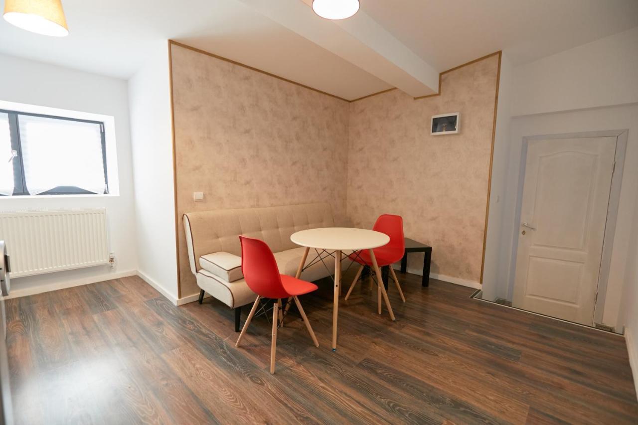 Stanford Aparthotel Bucureşti Ngoại thất bức ảnh