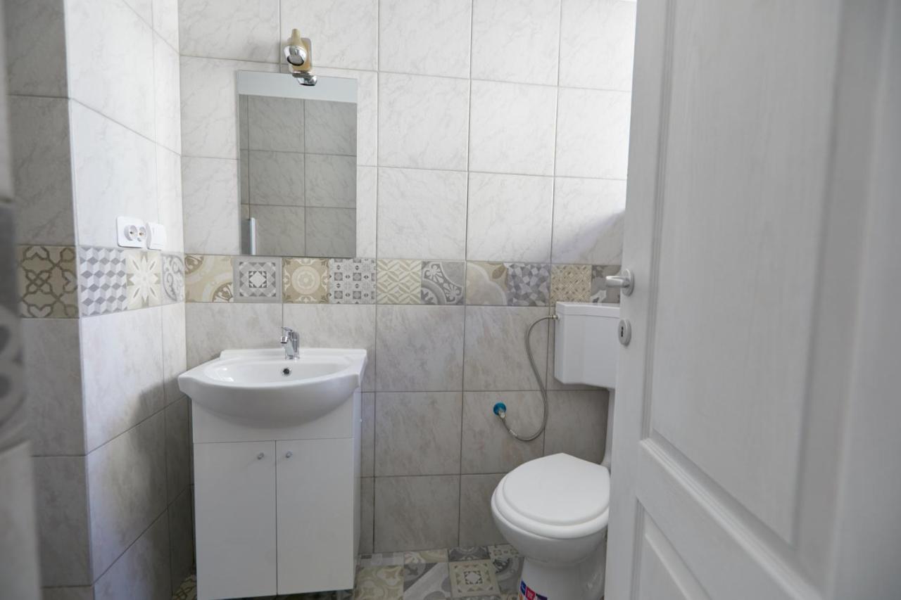 Stanford Aparthotel Bucureşti Ngoại thất bức ảnh